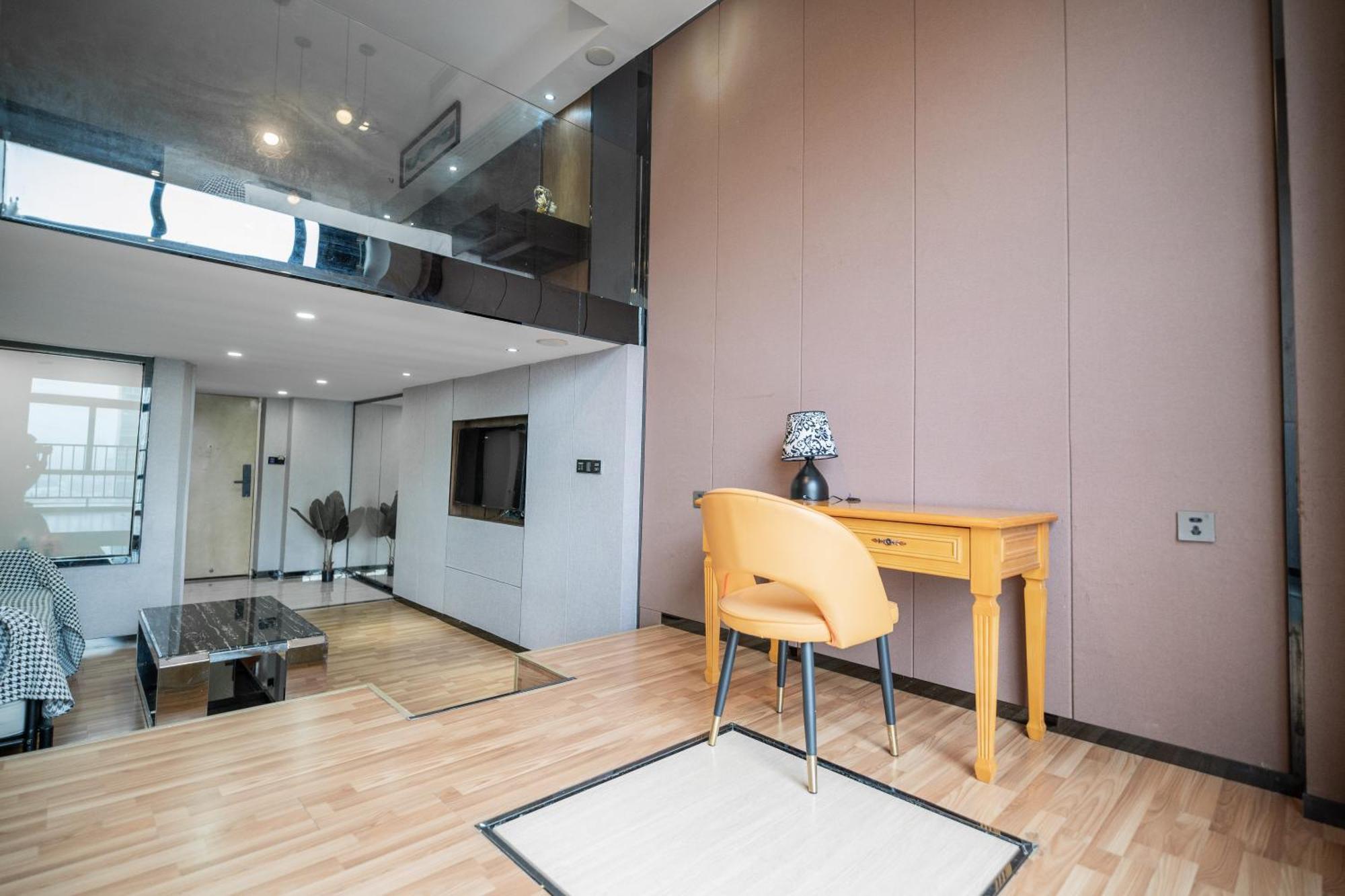 Lavendar Duplex Apartment Guangzhou Exterior photo
